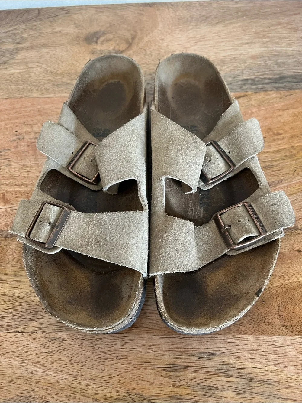 Birkenstock Arizona Tan Suede Sandals Size 40 M US 7-7.5 WUS 9 to 9.5